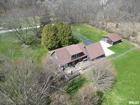 1322 Kent St, Kewanee, IL 61443 photo 5