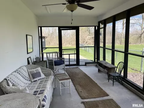 1322 Kent St, Kewanee, IL 61443 photo 14