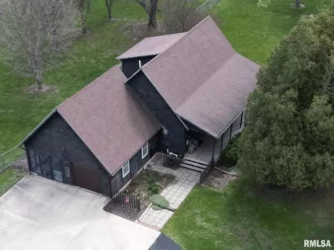 1322 Kent St, Kewanee, IL 61443 photo 6