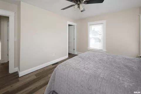 2118 15th St, Moline, IL 61265 photo 15