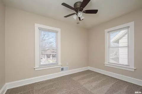 2118 15th St, Moline, IL 61265 photo 18