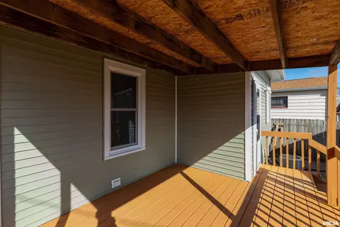 2118 15th St, Moline, IL 61265 photo 36