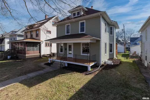 2118 15th St, Moline, IL 61265