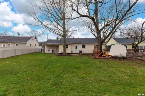 923 33rd Ave, Moline, IL 61265 photo 34