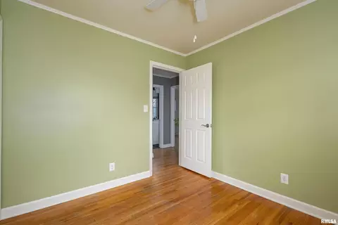 923 33rd Ave, Moline, IL 61265 photo 21