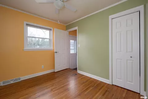 923 33rd Ave, Moline, IL 61265 photo 20