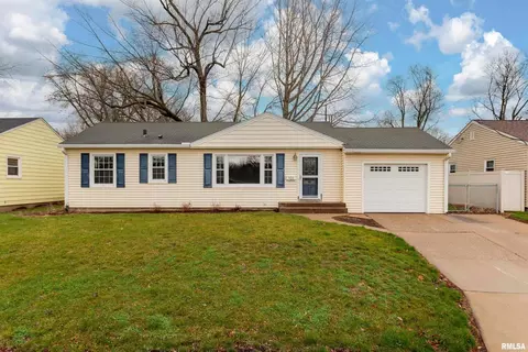 923 33rd Ave, Moline, IL 61265 photo 2