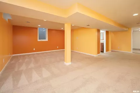 923 33rd Ave, Moline, IL 61265 photo 25