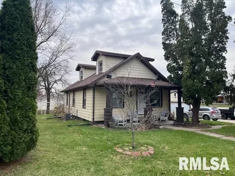 1624 4th Ave, Silvis, IL 61282
