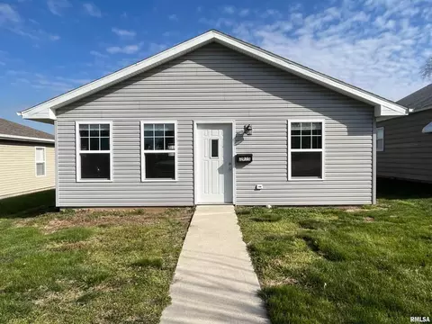 2925 Lind St, Quincy, IL 62301