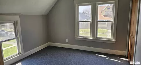 2006 3rd St, Moline, IL 61265 photo 3