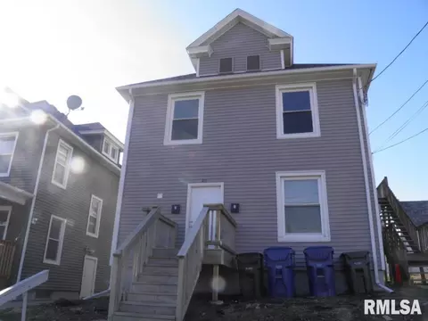 411 E 8th St, Davenport, IA 52803