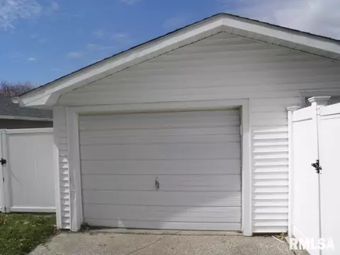 622 13th Ave, Hampton, IL 61256 photo 2