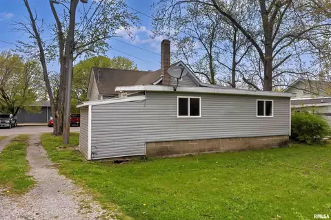 312 E Walnut St, Herrin, IL 62948 photo 15