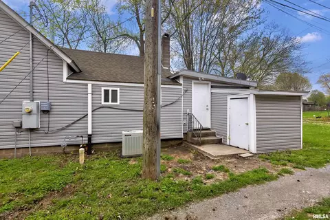 312 E Walnut St, Herrin, IL 62948 photo 14