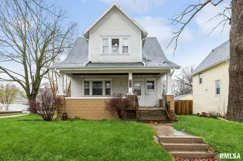 2305 11th Ave #A, Moline, IL 61265