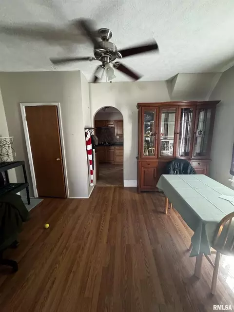 206 13th Ave, Moline, IL 61265 photo 3
