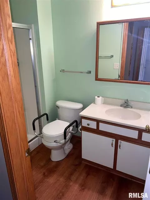 205 E Price St #102, Eldridge, IA 52748 photo 19
