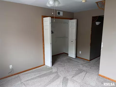 205 E Price St #102, Eldridge, IA 52748 photo 17