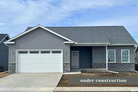 1880 Redbud Cir, Eldridge, IA 52748