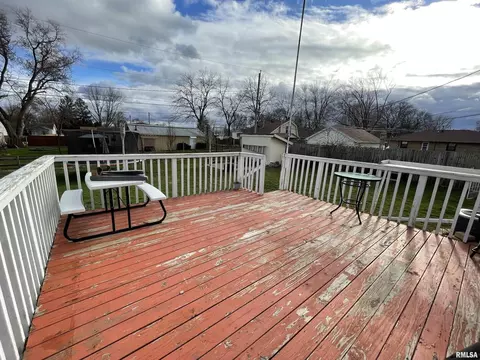 5310 28th Ave, Moline, IL 61265 photo 5