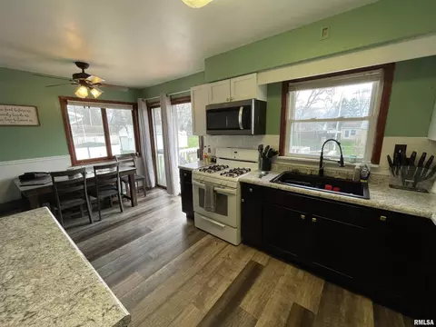 5310 28th Ave, Moline, IL 61265 photo 7