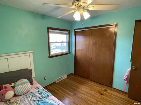 5310 28th Ave, Moline, IL 61265 photo 15