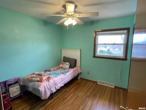 5310 28th Ave, Moline, IL 61265 photo 14