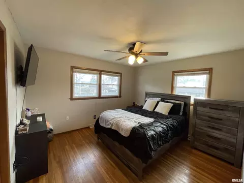 5310 28th Ave, Moline, IL 61265 photo 11