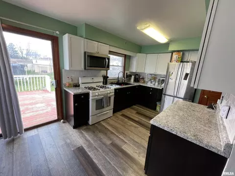 5310 28th Ave, Moline, IL 61265 photo 8