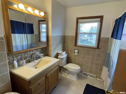 5310 28th Ave, Moline, IL 61265 photo 16