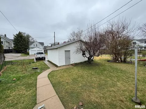 841 19th Ave, Moline, IL 61265 photo 3