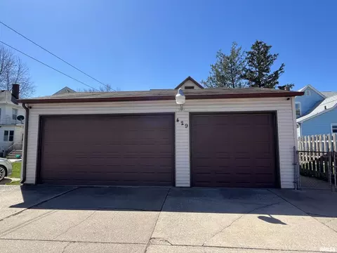 429 19th Ave, Moline, IL 61265 photo 4