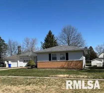 216 Edwards St, Kewanee, IL 61443 photo 3