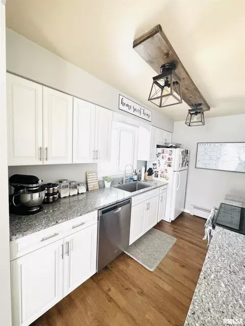 216 Edwards St, Kewanee, IL 61443 photo 22