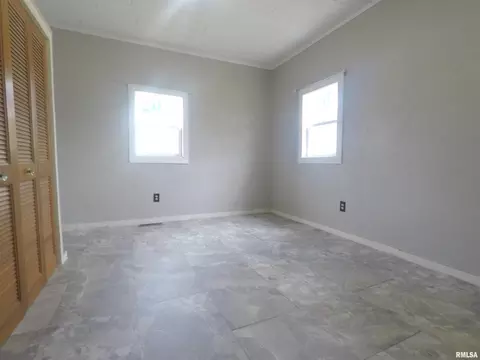 2421 15th St, Moline, IL 61265 photo 17