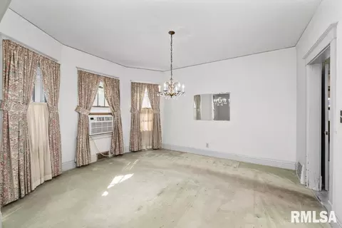 417 41st St, Moline, IL 61265 photo 11