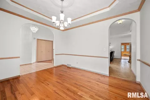 7606 35th Ave, Moline, IL 61265 photo 21