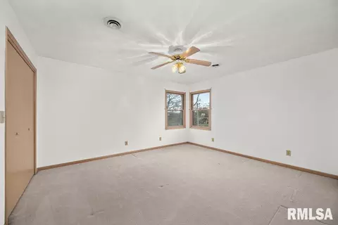 7606 35th Ave, Moline, IL 61265 photo 30