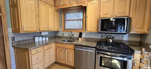 1114 25th Ave, Moline, IL 61265 photo 6