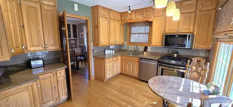 1114 25th Ave, Moline, IL 61265 photo 4