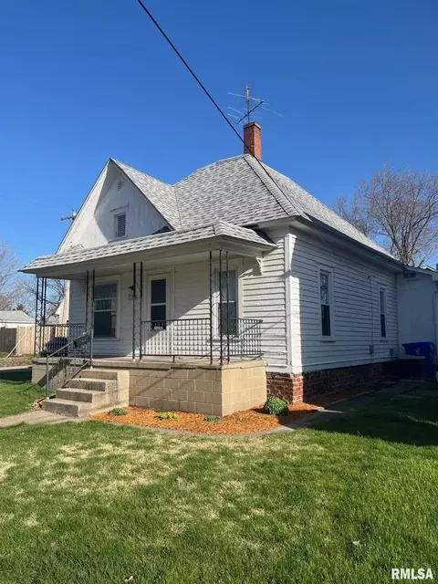 730 W Prospect St, Kewanee, IL 61443 photo 2