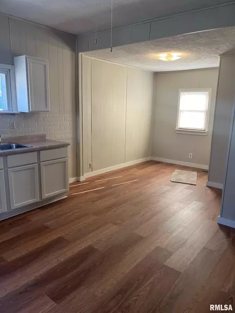 730 W Prospect St, Kewanee, IL 61443 photo 18