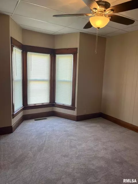 730 W Prospect St, Kewanee, IL 61443 photo 12
