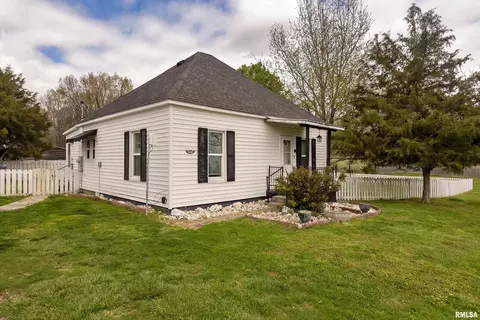 19418 Freeman Spur Rd, Freeman Spur, IL 62841 photo 3