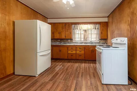 19418 Freeman Spur Rd, Freeman Spur, IL 62841 photo 7