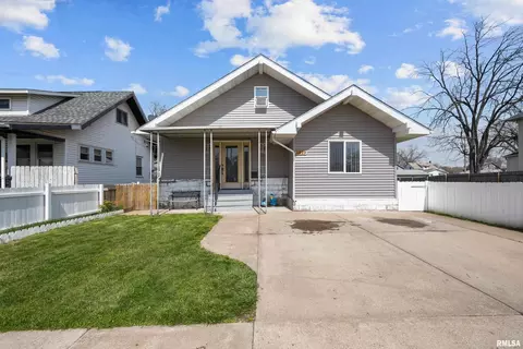 1329 8th Ave, East Moline, IL 61244