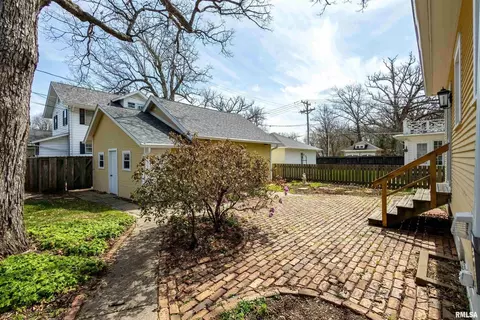 2428 13th St, Moline, IL 61265 photo 34