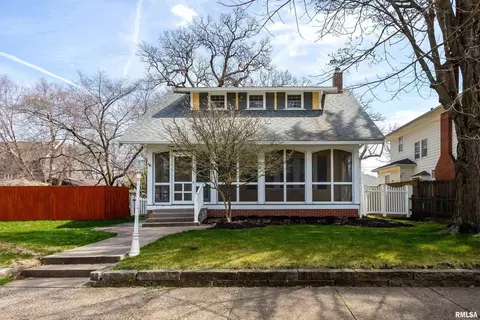 2428 13th St, Moline, IL 61265 photo 2