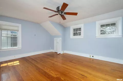 2428 13th St, Moline, IL 61265 photo 25